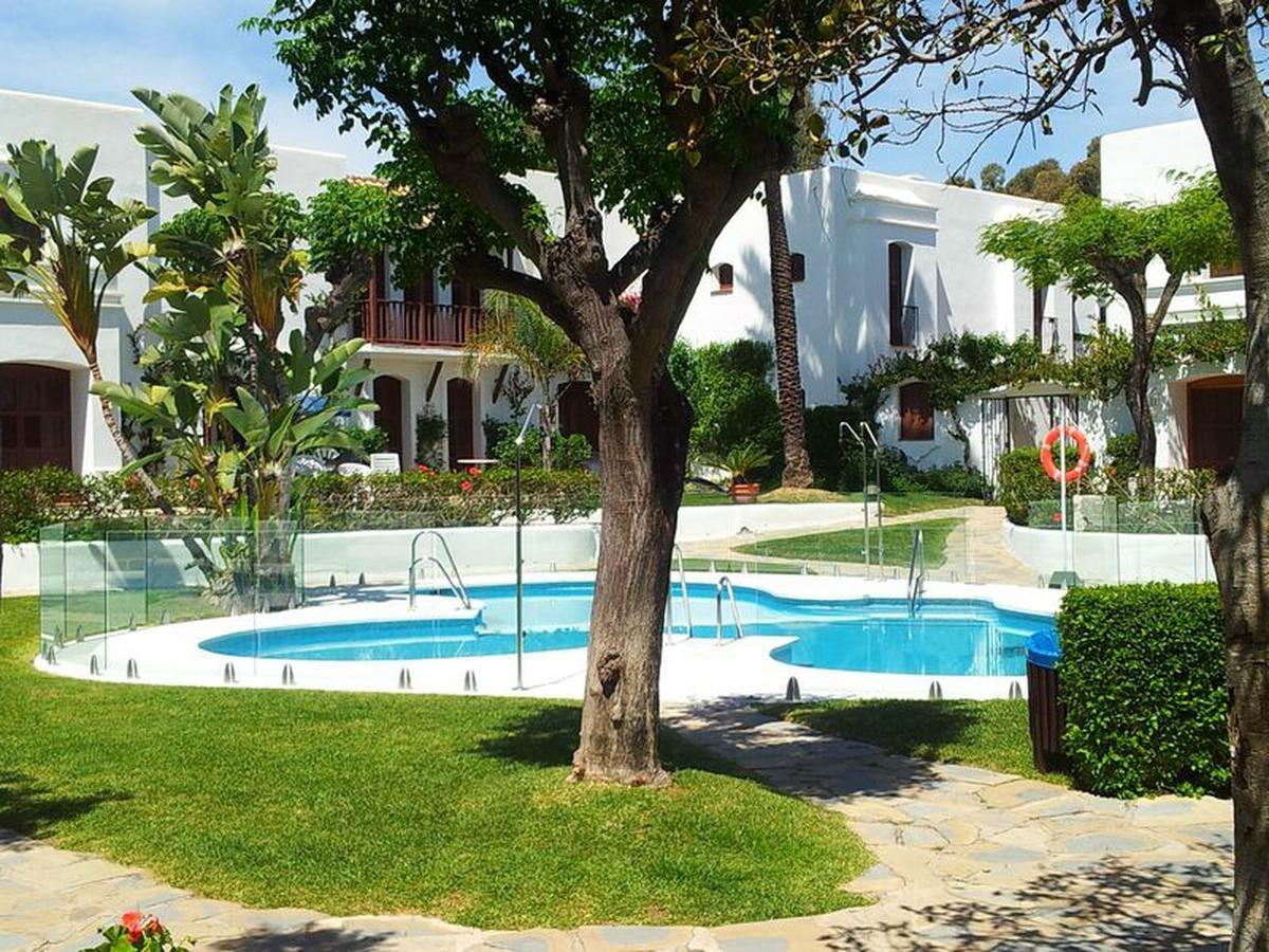 Villacana 1705 * Estepona